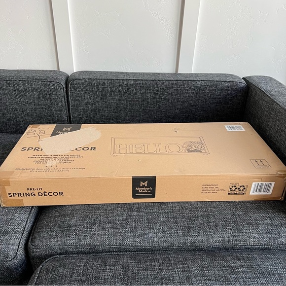 NIB Pre Lit Floral ‘Hello’ Decor Sign - Picture 12 of 16